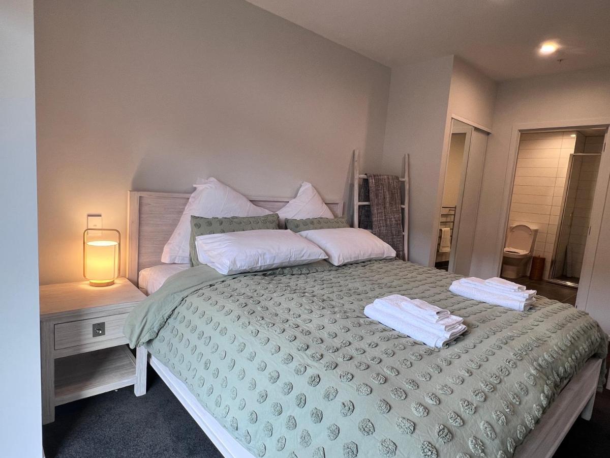 3 Bedroom Apartment In Newmarket Auckland Extérieur photo